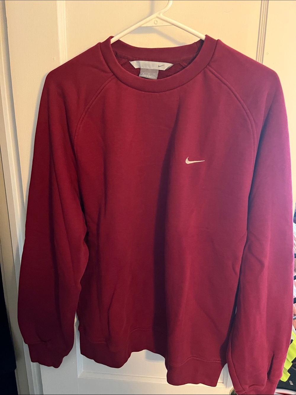 Nike womans Burgundy Crewneck Sweatshirt